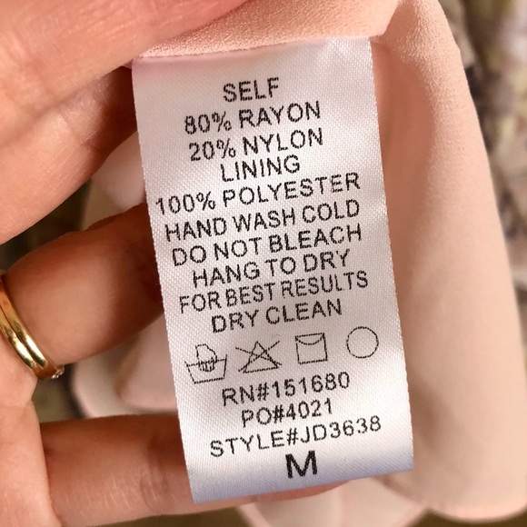 Storia Puff-Sleeve Floral Babydoll Midi Dress | Medium - Picture 10 of 10